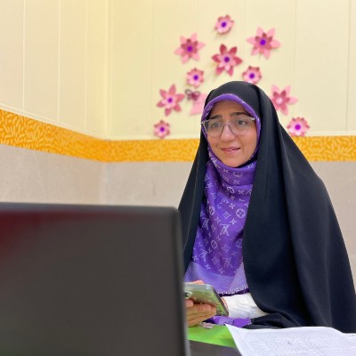 یک روز دخترانه در کلاس برخط 